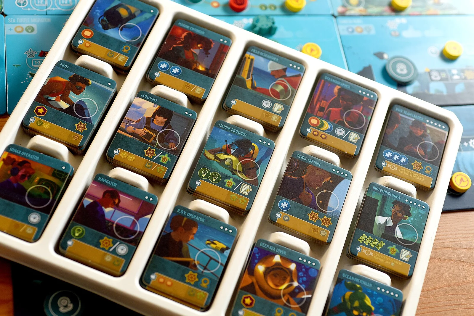 Endeavor: Deep Sea: cartas e componentes
